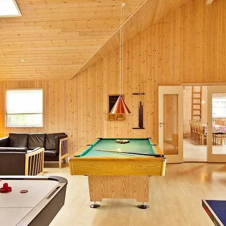 Holiday home Sildestrup Sleeps 24 Pool Wifi Boto By