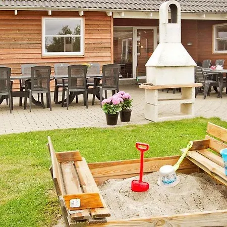 Holiday home Sildestrup Sleeps 24 Pool Wifi Boto By